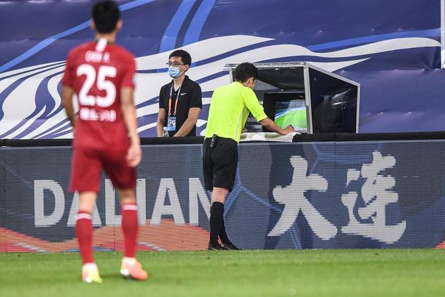 快船不敌鹈鹕跌回西部第4 活塞克国王止3连败